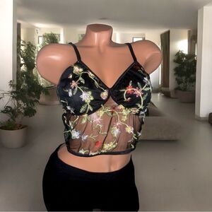 Cropped Bralette, Cami l Black w/Floral Print l Adjustable Strap l  1X l EUC